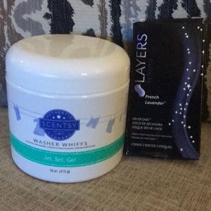 Scentsy dryer disks (2) and Scentsy washer whiffs